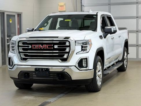 Used 2021 GMC Sierra 1500 SLT w/ SLT Premium Package AWD/4WD image 3