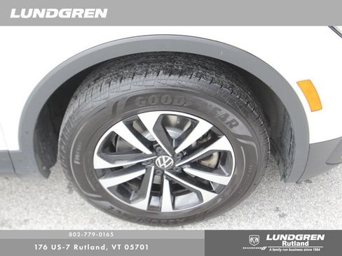 Used 2024 Volkswagen Tiguan S AWD/4WD image 15
