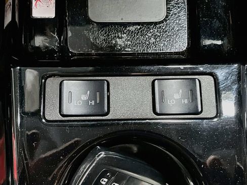 Used 2022 Toyota Prius FWD image 20