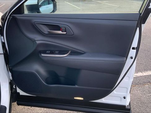 Used 2024 Toyota Crown Limited image 22