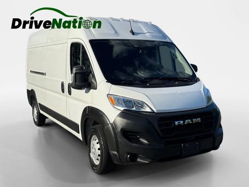 Used 2023 RAM ProMaster 2500 FWD image 3