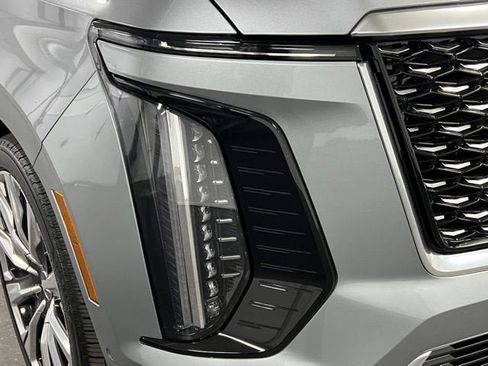 New 2026 Cadillac Escalade Luxury w/ Touring Package image 10