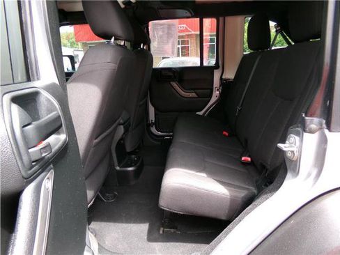 Used 2017 Jeep Wrangler Unlimited Sport w/ Quick Order Package 24S image 9