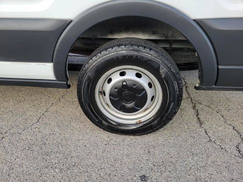 Used 2018 Ford Transit 350 XL RWD image 16