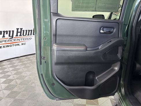 Used 2023 Nissan Frontier PRO-4X w/ Pro Convenience Package AWD/4WD image 22