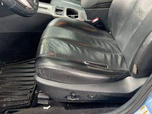 Used 2010 Subaru Outback 2.5i Limited image 37