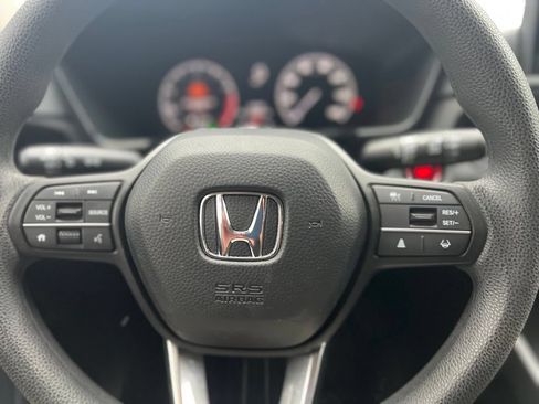 Used 2023 Honda CR-V LX image 12
