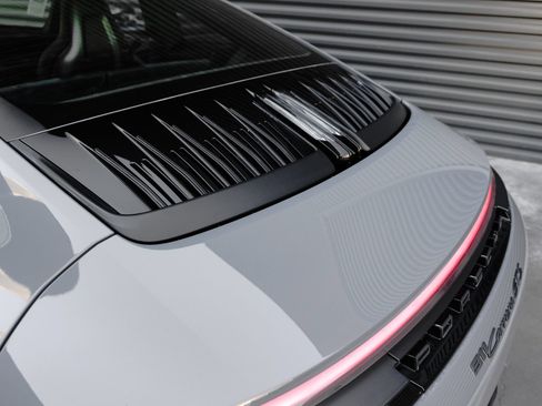 Certified 2025 Porsche 911 Carrera 4 GTS AWD/4WD image 31