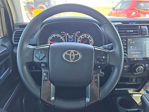 Used 2021 Toyota 4Runner TRD Off-Road Premium w/ Moonroof Package image 10