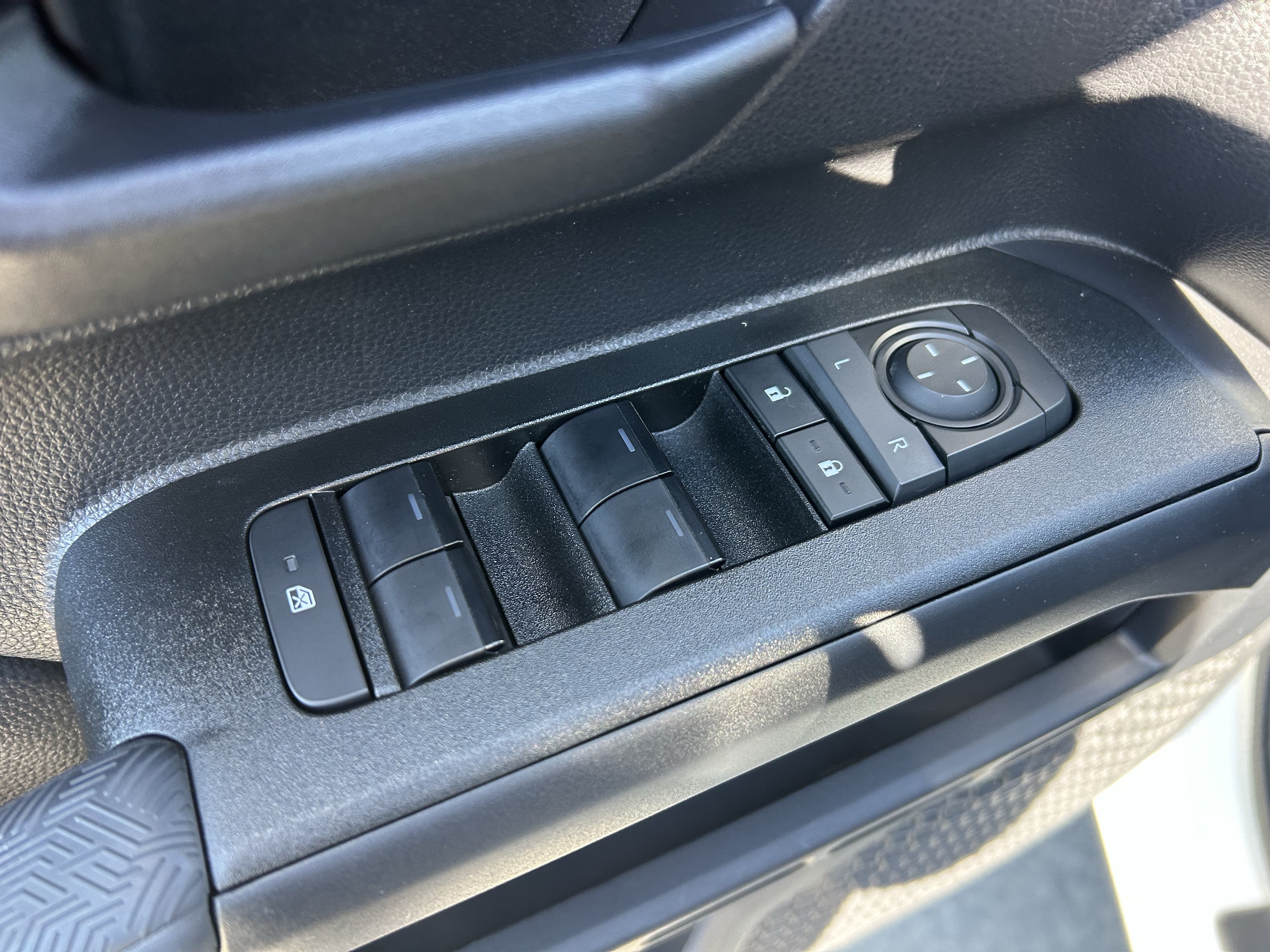 Certified 2026 Toyota 4Runner SR5 RWD image 18