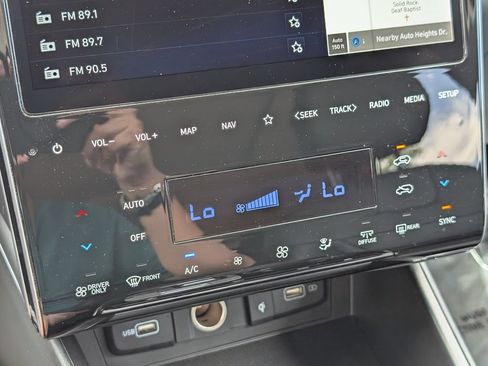 Used 2024 Hyundai Tucson SEL AWD/4WD image 17