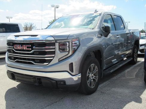 Used 2024 GMC Sierra 1500 SLT RWD image 2