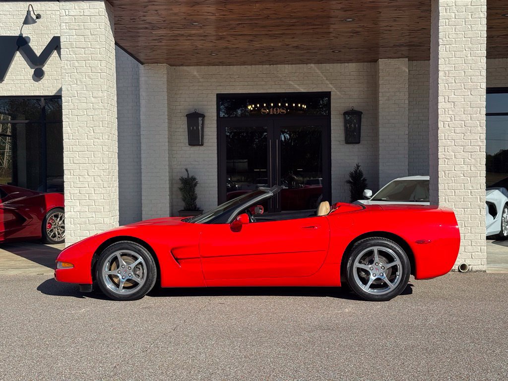 Used 2000 Chevrolet Corvette Convertible w/ Memory Pkg RWD image 12