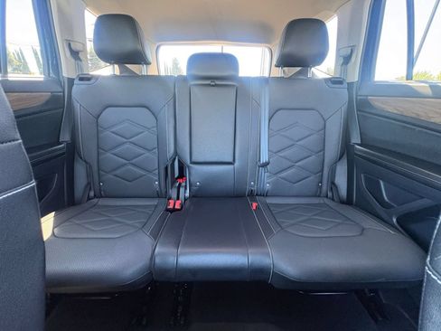 Used 2026 Volkswagen Atlas SE FWD image 42