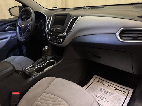 Used 2020 Chevrolet Equinox LS w/ LPO, Floor Liner Package image 24