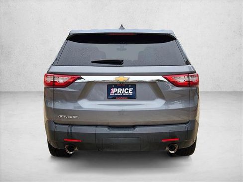 Used 2020 Chevrolet Traverse LS image 7
