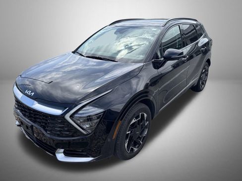Used 2025 Kia Sportage SX image 2