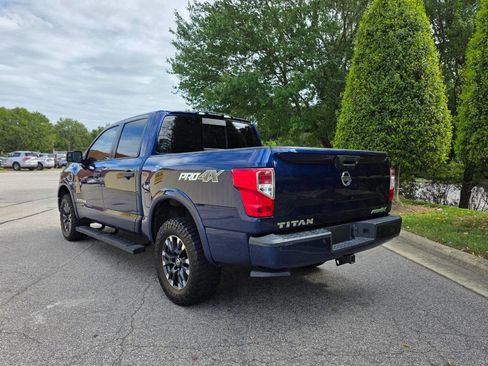 Used 2017 Nissan Titan PRO-4X w/ Pro-4x Convenience Package image 3