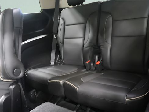 Used 2019 GMC Acadia Denali w/ Technology Package AWD/4WD image 27