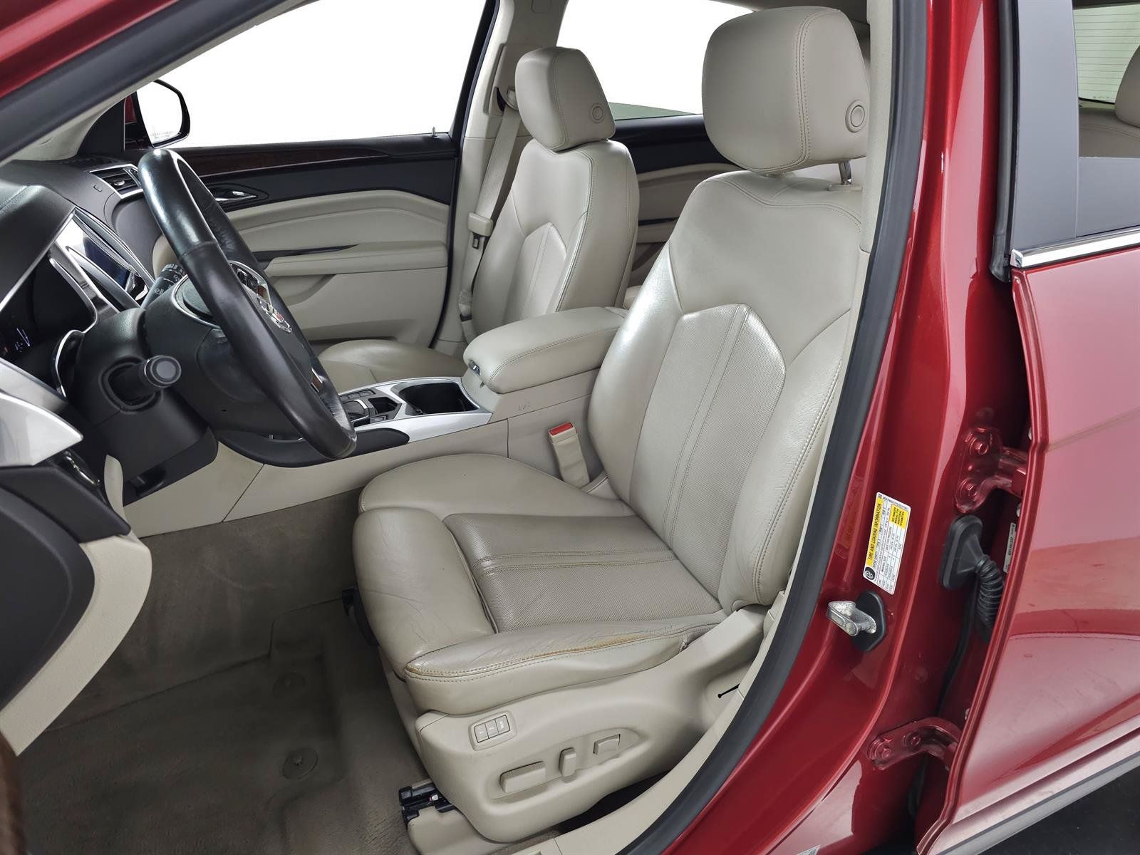 Used 2013 Cadillac SRX Luxury w/ Driver Awareness Package AWD/4WD image 15