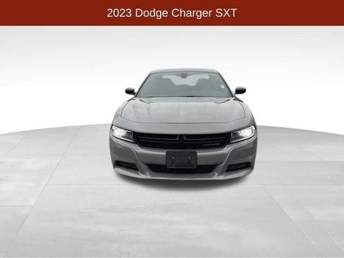 Used 2023 Dodge Charger SXT image 2