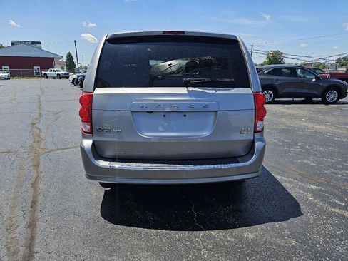 Used 2019 Dodge Grand Caravan GT FWD image 32