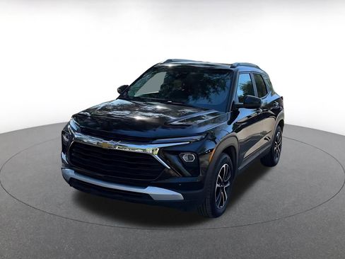 Used 2025 Chevrolet TrailBlazer LT image 7