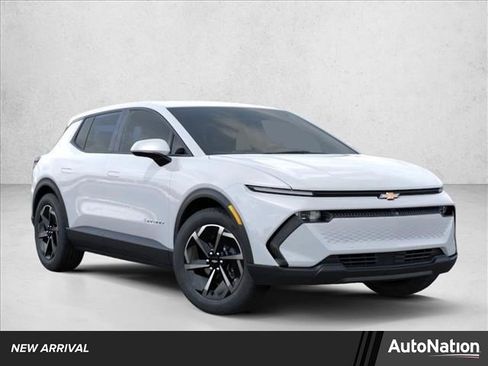 New 2026 Chevrolet Equinox EV LT image 1