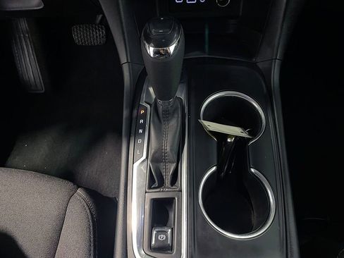 Used 2020 Chevrolet Equinox LT image 32