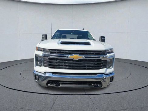 Used 2024 Chevrolet Silverado 2500 LT image 8