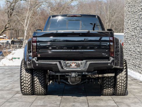 Used 2022 Ford F450 Limited w/ FX4 Off-Road Package image 16