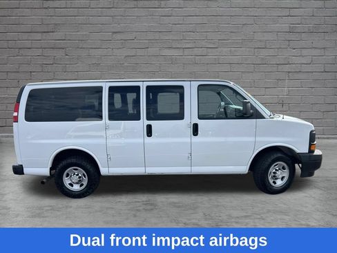 Used 2017 Chevrolet Express 2500 LS RWD image 10