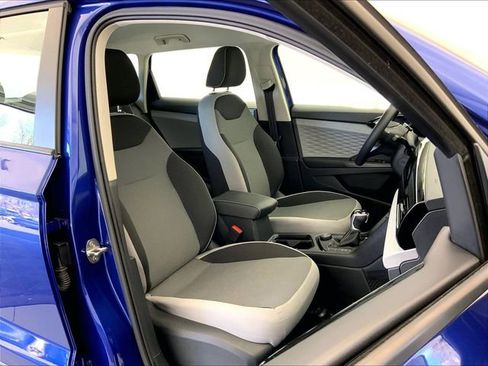 Used 2023 Volkswagen Taos S image 7