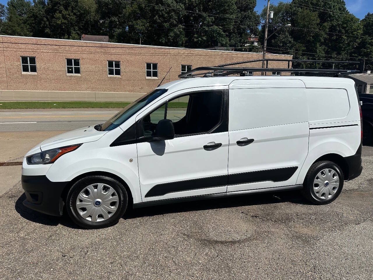 Used 2019 Ford Transit Connect XL FWD image 4