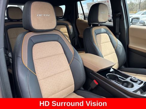 Used 2025 Chevrolet Equinox ACTIV w/ Safety and Technology Package AWD/4WD image 25