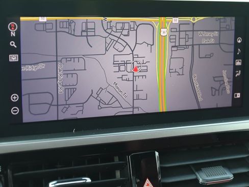 Used 2023 Lexus GX 460 Luxury w/ Sport Design Package image 9