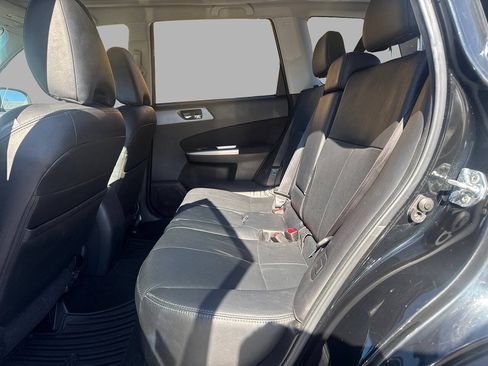 Used 2010 Subaru Forester 2.5X Limited AWD/4WD image 12