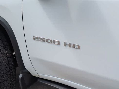 Used 2021 Chevrolet Silverado 2500 Custom w/ Custom Value Package AWD/4WD image 13