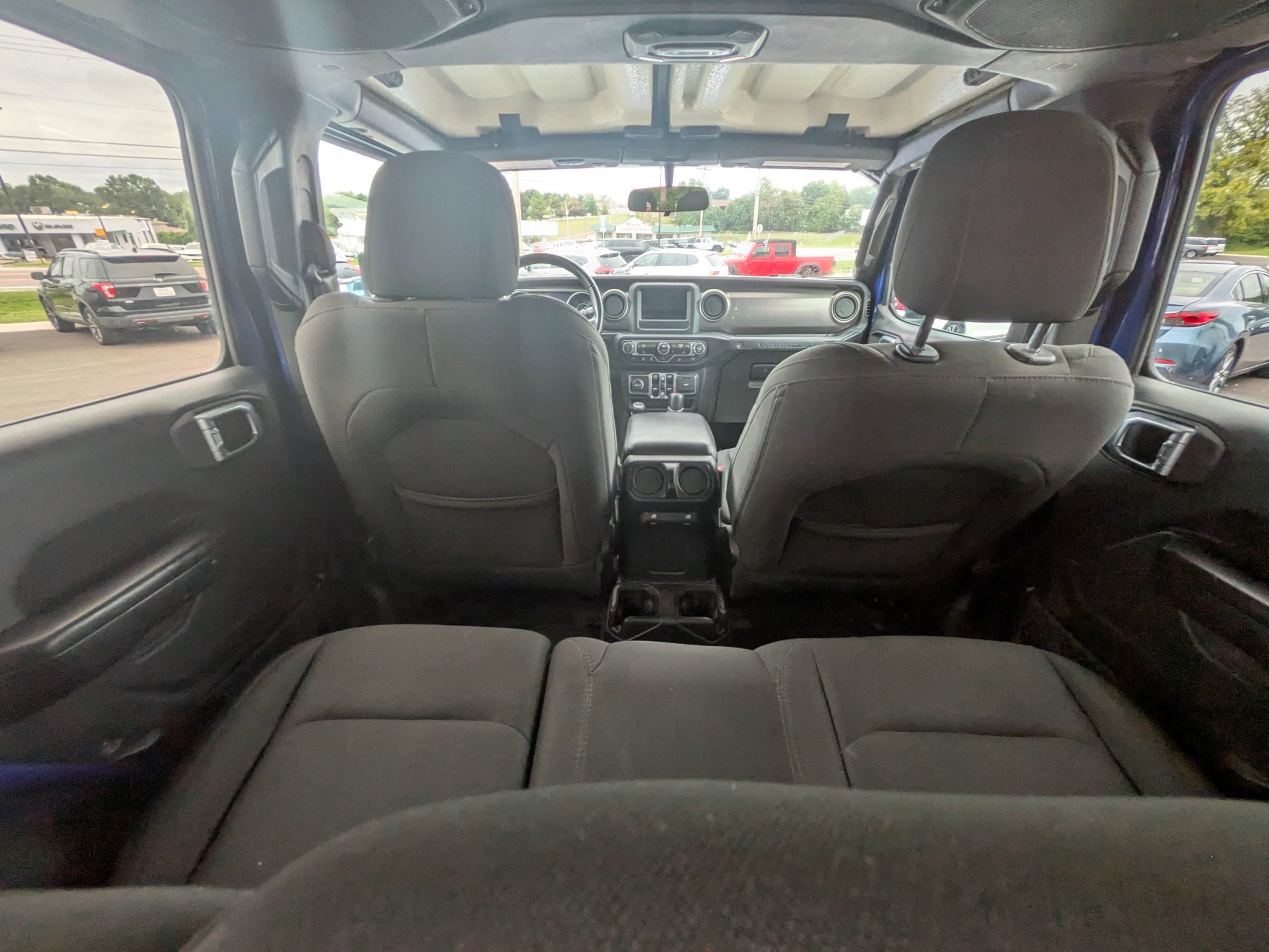 Used 2020 Jeep Wrangler Unlimited Sport AWD/4WD image 32