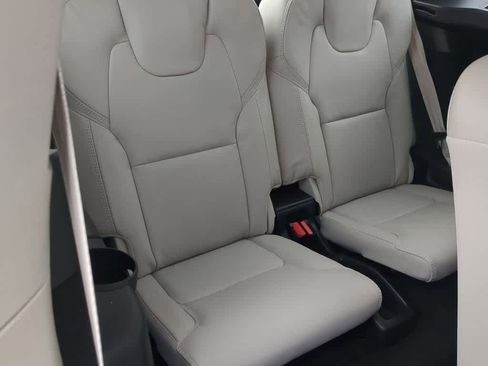 New 2026 Volvo XC90 B6 Ultra w/ Protection Package image 23