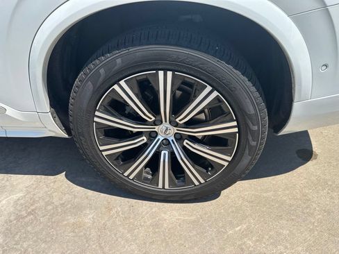 Used 2023 Volvo XC90 B6 Plus w/ Protection Package AWD/4WD image 17