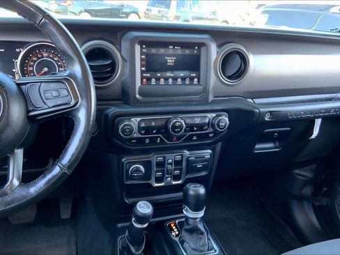 Used 2022 Jeep Wrangler Unlimited Sport image 7