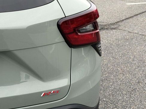 Used 2024 Chevrolet Trax RS w/ Driver Confidence Package image 7