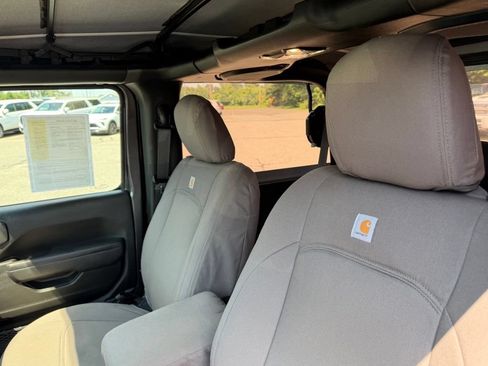 Used 2023 Jeep Wrangler Sport AWD/4WD image 10