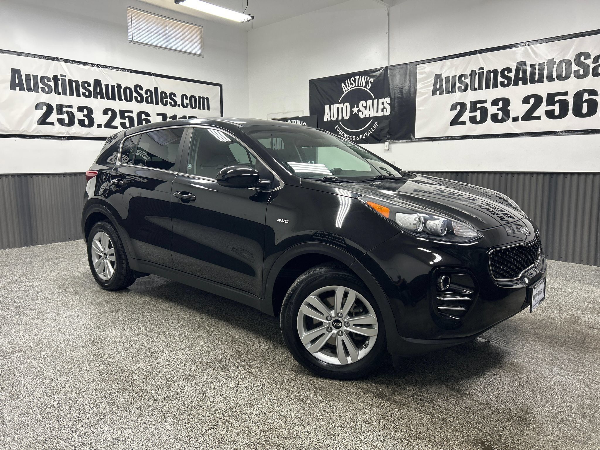 Used 2017 Kia Sportage LX AWD/4WD image 1