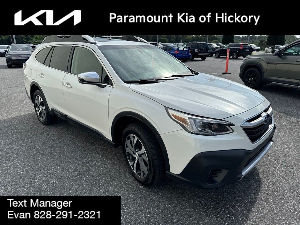 Used 2022 Subaru Outback Touring XT AWD/4WD image 3