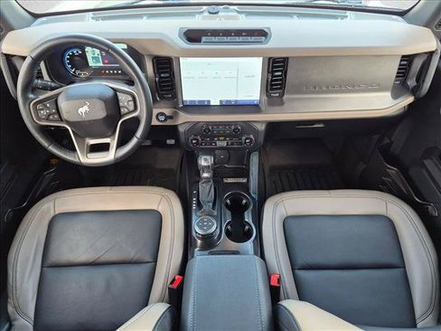 Used 2024 Ford Bronco Wildtrak AWD/4WD image 15