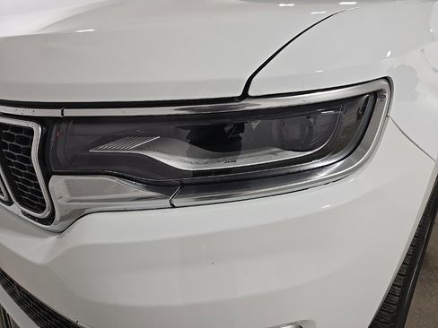 Used 2022 Jeep Wagoneer Series III w/ Premium Group I image 20