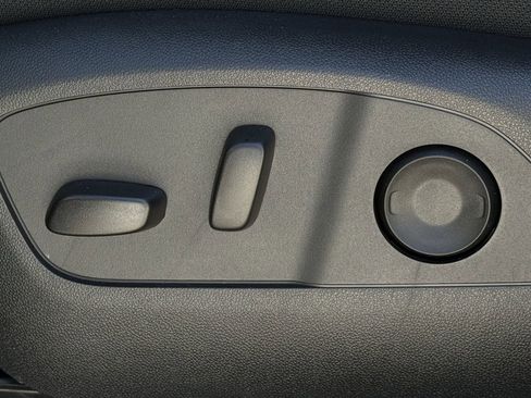 New 2026 Chevrolet Traverse LT image 20