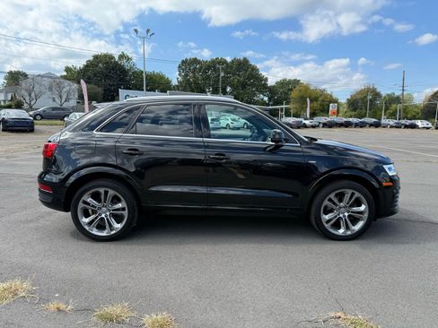 Used 2016 Audi Q3 2.0T Prestige w/ Prestige Package image 3